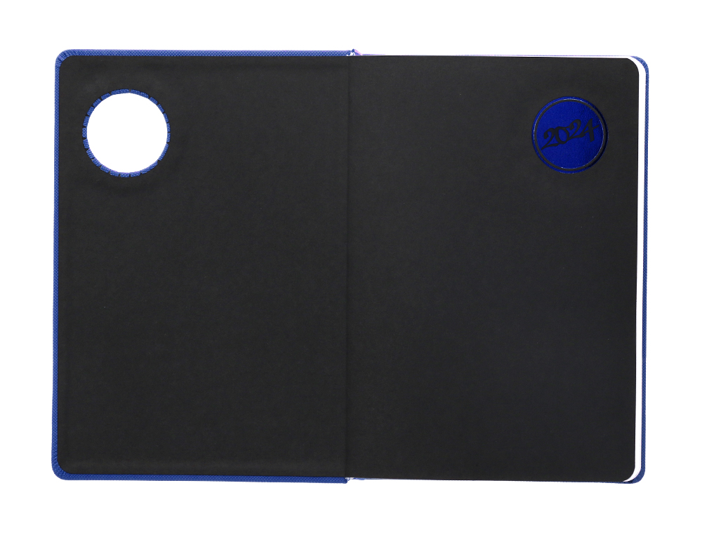 AGENDA ENCUADERNADA LIDERPAPEL KILKIS 15X21 CM 2024 DIA PAGINA COLOR AZUL PAPEL 70 GR