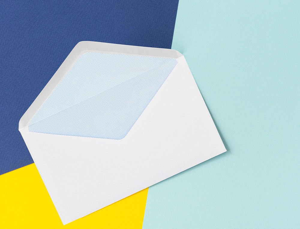 SOBRE LIDERPAPEL BLANCO CON FONDO 95X162 MM ENGOMADO SOLAPA DE PICO PAQUETE DE 25 UNIDADES