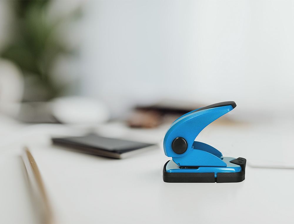 TALADRADOR Q-CONNECT KF02155 AZUL ABERTURA 2 MM CAPACIDAD 20 HOJAS